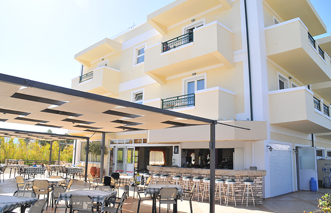 artemis-hotel-04.jpg